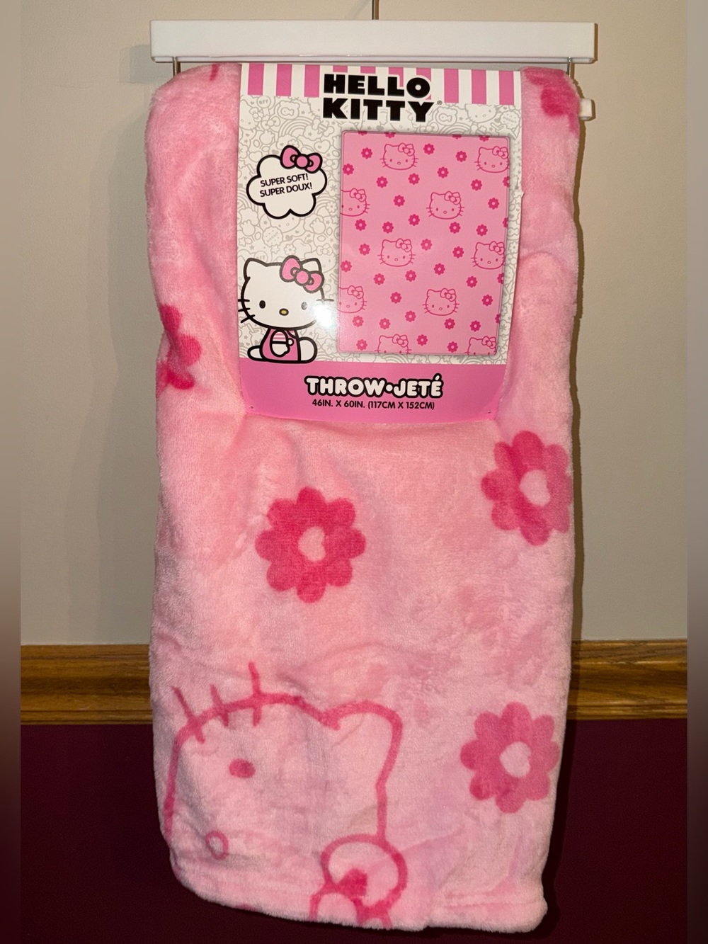 Hello Kitty Throw Blanket - Pink NWT